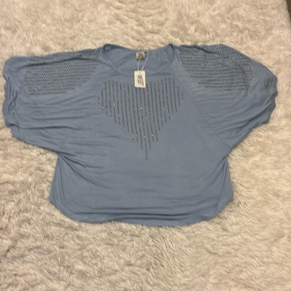 Fashion Apparel & Accessories over sized blouse size M NWT